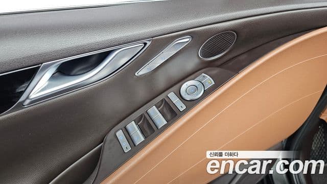 Genesis Electrified G80 2021 — ფოტო 18/20