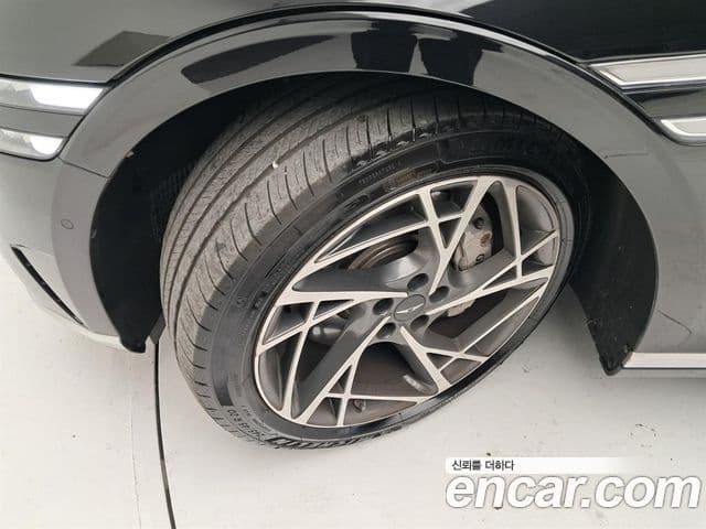 Genesis G90 2023 — фото 20 из 20