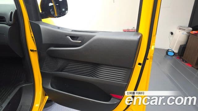 Hyundai Staria 2023 — Şəkil 20/31