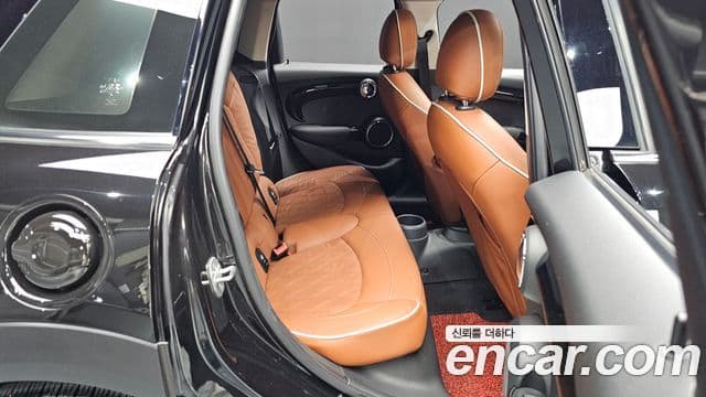 Mini Cooper S 2018 — Şəkil 11/20