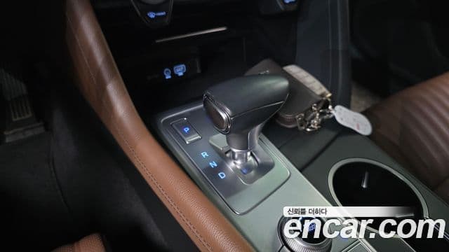 Genesis G70 2018 — ფოტო 9/20