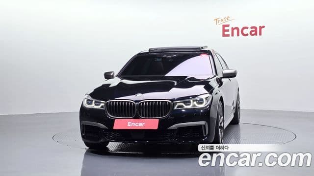 BMW 7 Series 2018 — Photo 20/36
