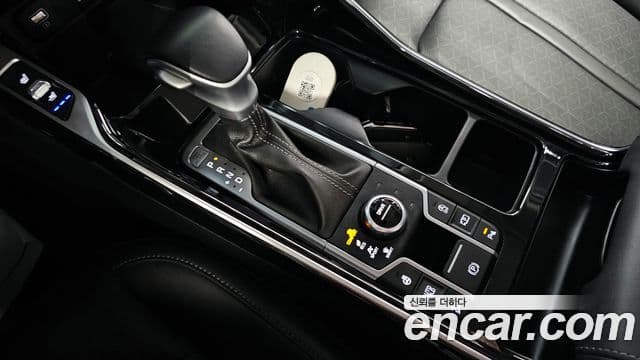 Kia Sorento 2022 — фото 9 из 20