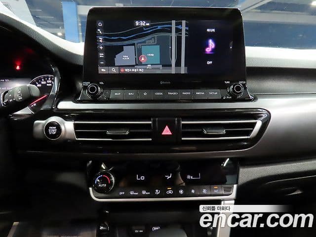Kia Seltos 2022 — ფოტო 11/20