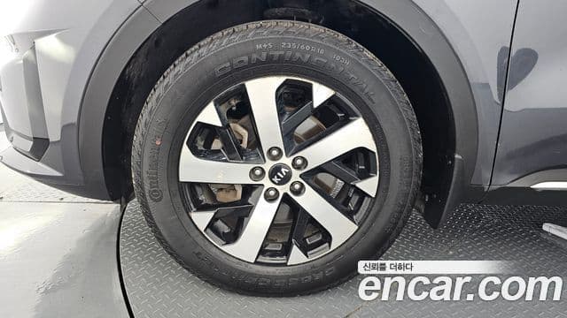 Kia Sorento 2021 — фото 5 из 20