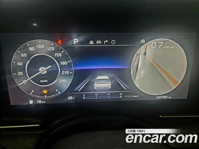 Kia Carnival 2021 — Şəkil 13/20