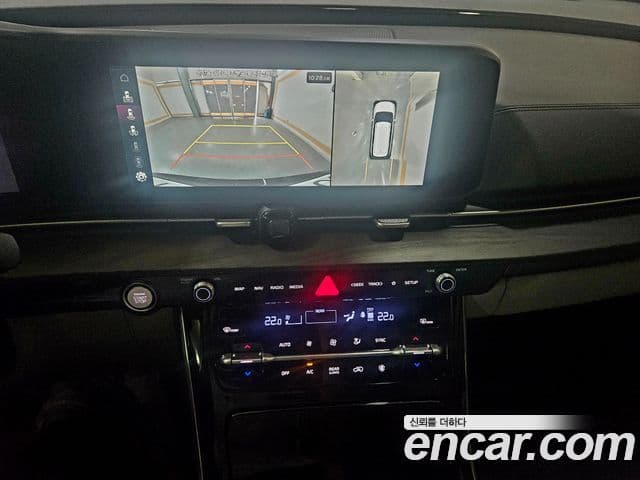 Kia Carnival 2021 — Şəkil 16/20