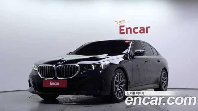 BMW 5 Series, 2024