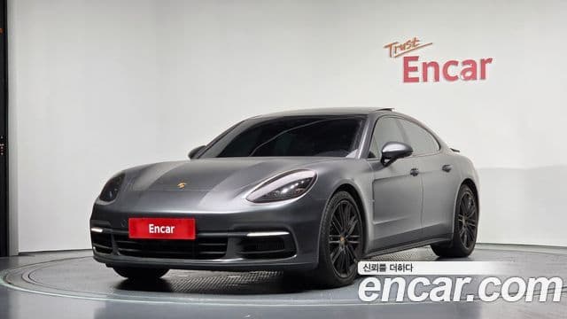 Porsche Panamera 2018 — ფოტო 20/20