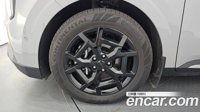 Kia Carnival 2025 — фото 5 из 20