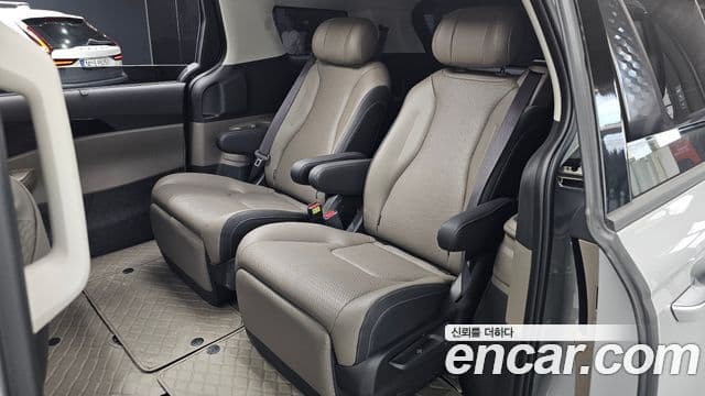 Kia Carnival 2025 — ფოტო 11/20