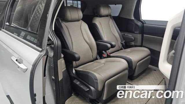 Kia Carnival 2025 — ფოტო 12/20