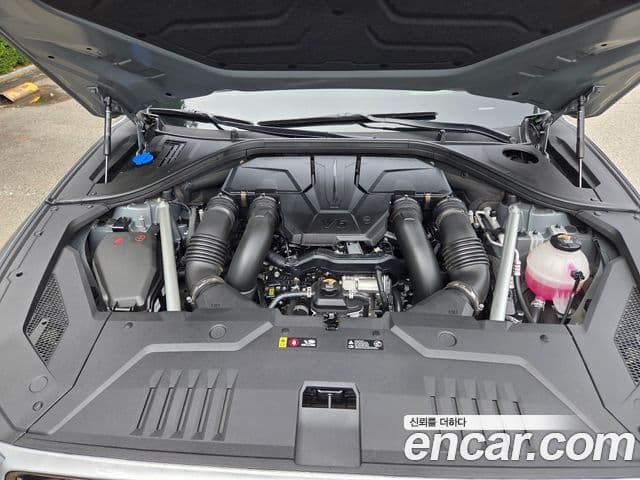 Genesis GV70 2024 — ფოტო 19/20