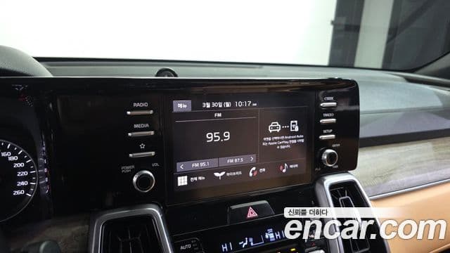 Kia Sorento 2022 — Şəkil 15/20