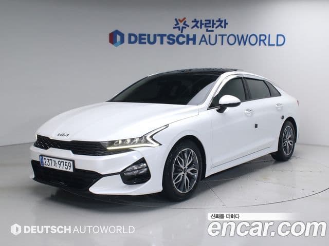 Kia K5 2021 — Şəkil 9/20