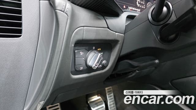 Audi R8 2019 — Photo 19/29