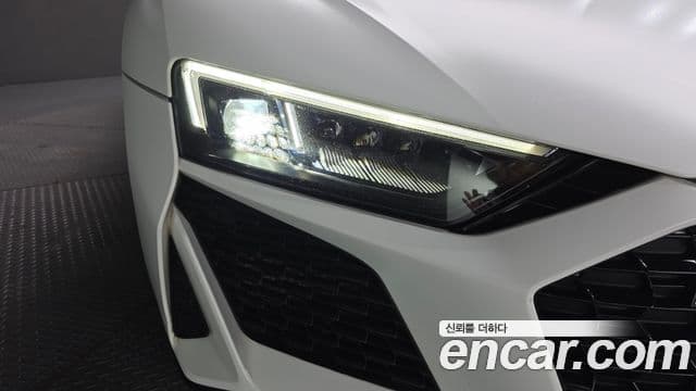Audi R8 2019 — Photo 10/29