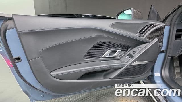 Audi R8 2019 — Photo 6/29