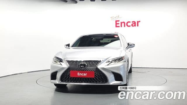 Lexus LS500 2018 — ფოტო 3/20