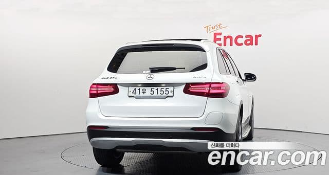Mercedes-Benz GLC-Class 2019 — Şəkil 3/20