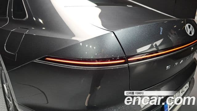 Hyundai Grandeur Hybrid 2025 — ფოტო 19/32