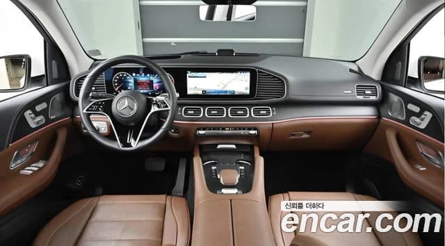 Mercedes-Benz GLE-Class 2026 — Фото 14/19