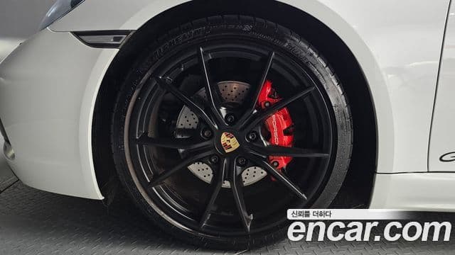 Porsche 718 Boxster 2019 — Photo 16/20