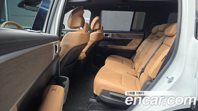 Hyundai Santa Fe 2024 — Şəkil 12/20