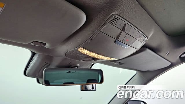 Mercedes-Benz E-Class 2019 — Şəkil 15/20