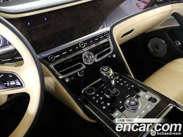 Bentley Flying Spur 2022 — Şəkil 14/20