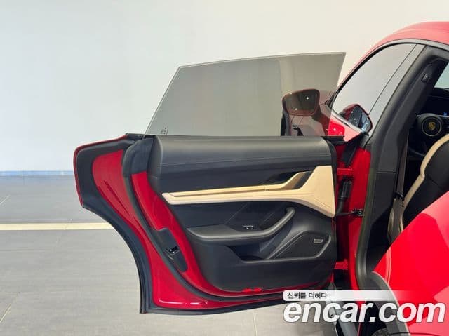 Porsche Taycan 2023 — Şəkil 3/20