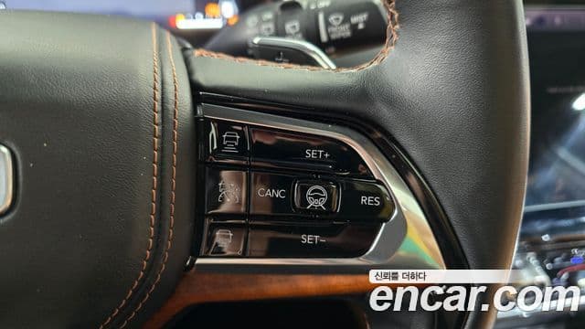 Jeep Grand Cherokee 2022 — Фото 16/20