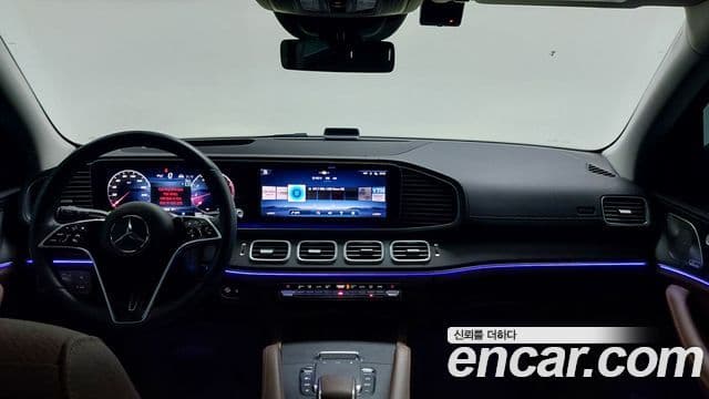 Mercedes-Benz GLE-Class 2024 — Photo 4/20