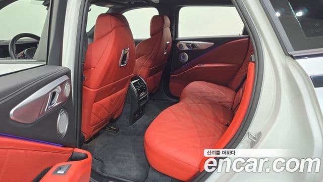 BMW XM 2025 — ფოტო 11/20