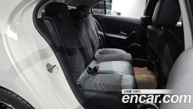 Mercedes-Benz A-Class 2020 — ფოტო 11/20