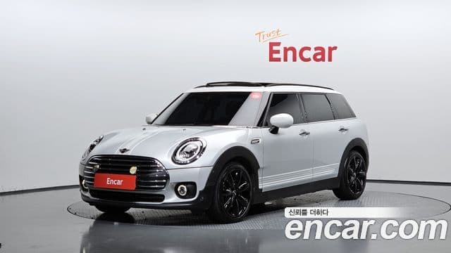 Mini Cooper Clubman 2021 — Şəkil 32/35