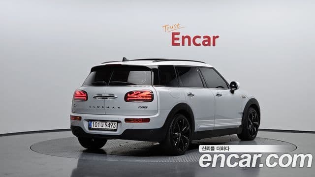 Mini Cooper Clubman 2021 — Şəkil 19/35