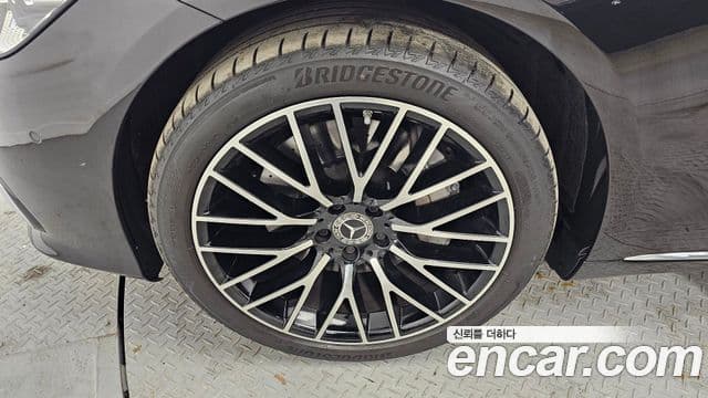 Mercedes-Benz S-Class 2025 — Photo 15/20