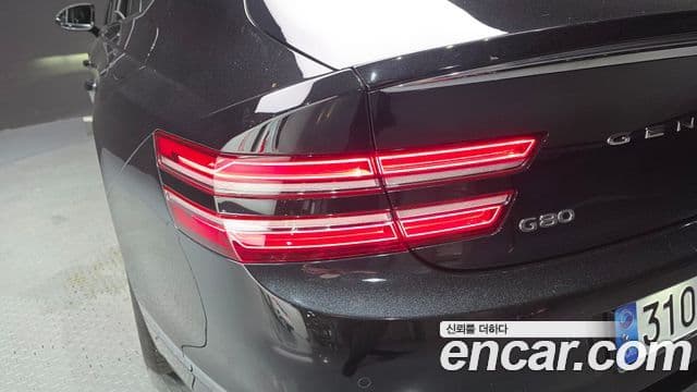 Genesis G80 2021 — ფოტო 14/36