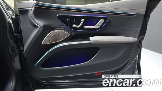 Mercedes-Benz EQS 2022 — ფოტო 21/33