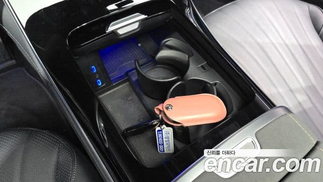 Mercedes-Benz EQS 2022 — ფოტო 30/33