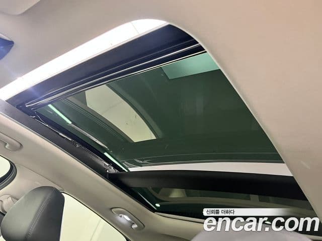 Kia K5 2022 — Şəkil 17/20