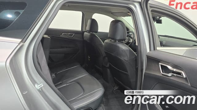 Kia Sportage 2022 — Şəkil 11/20