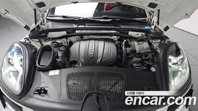 Porsche Macan 2021 — Şəkil 6/20