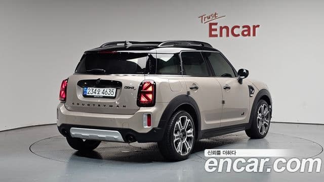 Mini Cooper S Countryman 2023 — Фото 2/20