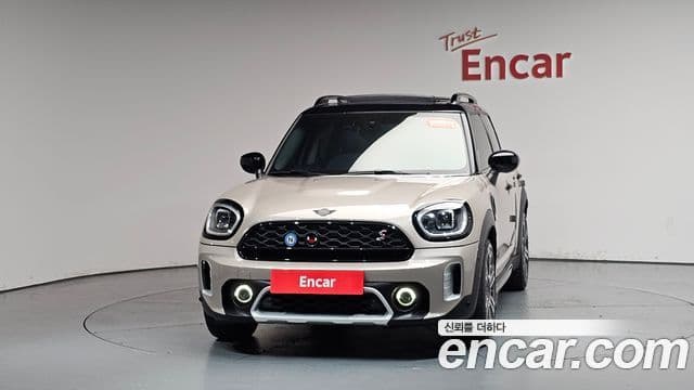 Mini Cooper S Countryman 2023 — Фото 3/20