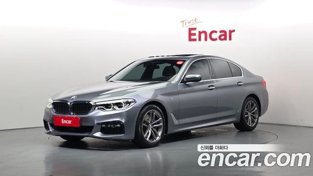 BMW 5 Series 2018 — ფოტო 1/20