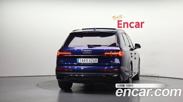 Audi Q7 2023 — Şəkil 4/20