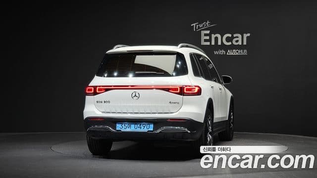 Mercedes-Benz EQB 2024 — ფოტო 3/20
