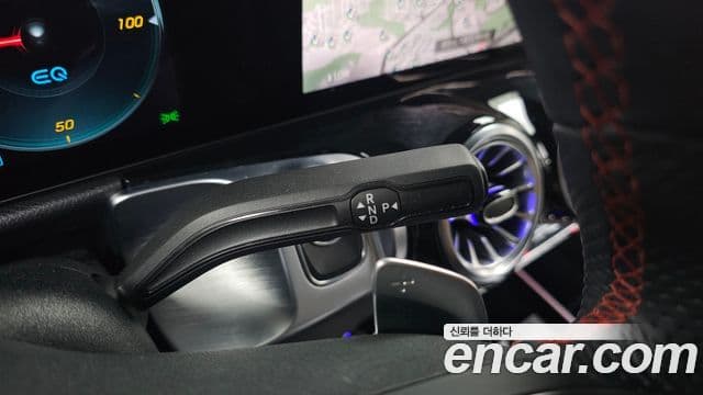 Mercedes-Benz EQB 2024 — ფოტო 4/20